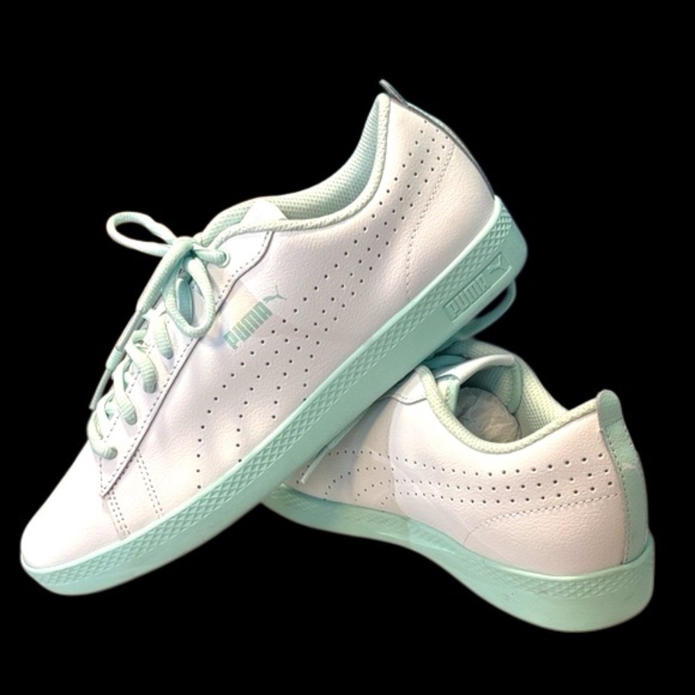 NWOT-Puma Smash Women’s v2 Perf Mint Green and White Casual Sneakers